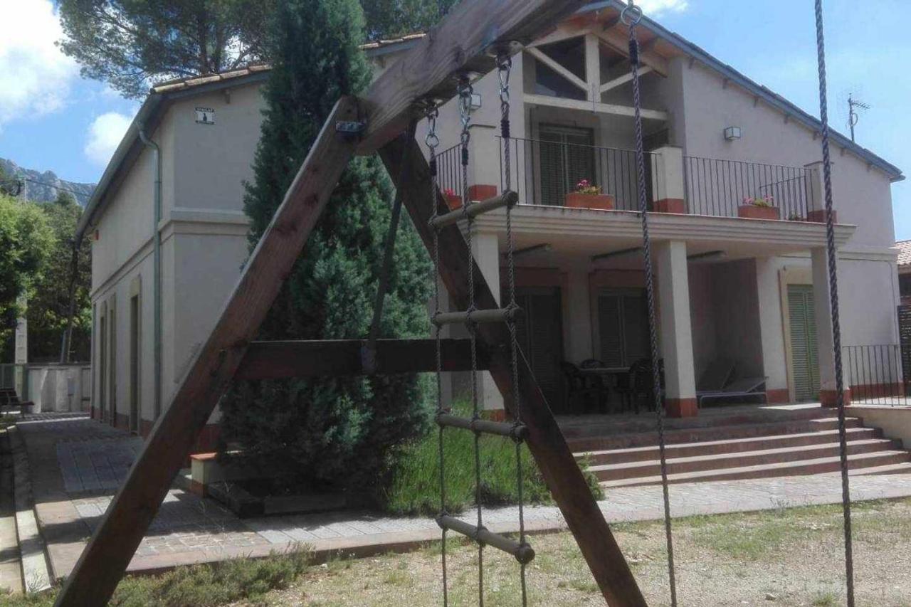 Xalet De La Muntanya El Brucmontserrat Εξωτερικό φωτογραφία